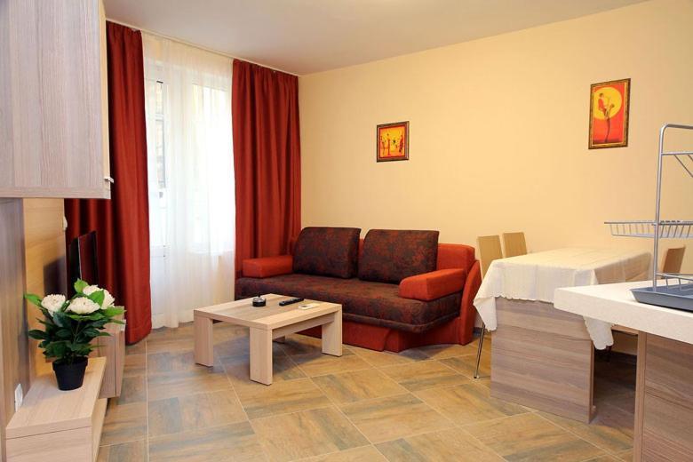 Къщата С Чешмата Lägenhet Veliko Tărnovo Exteriör bild
